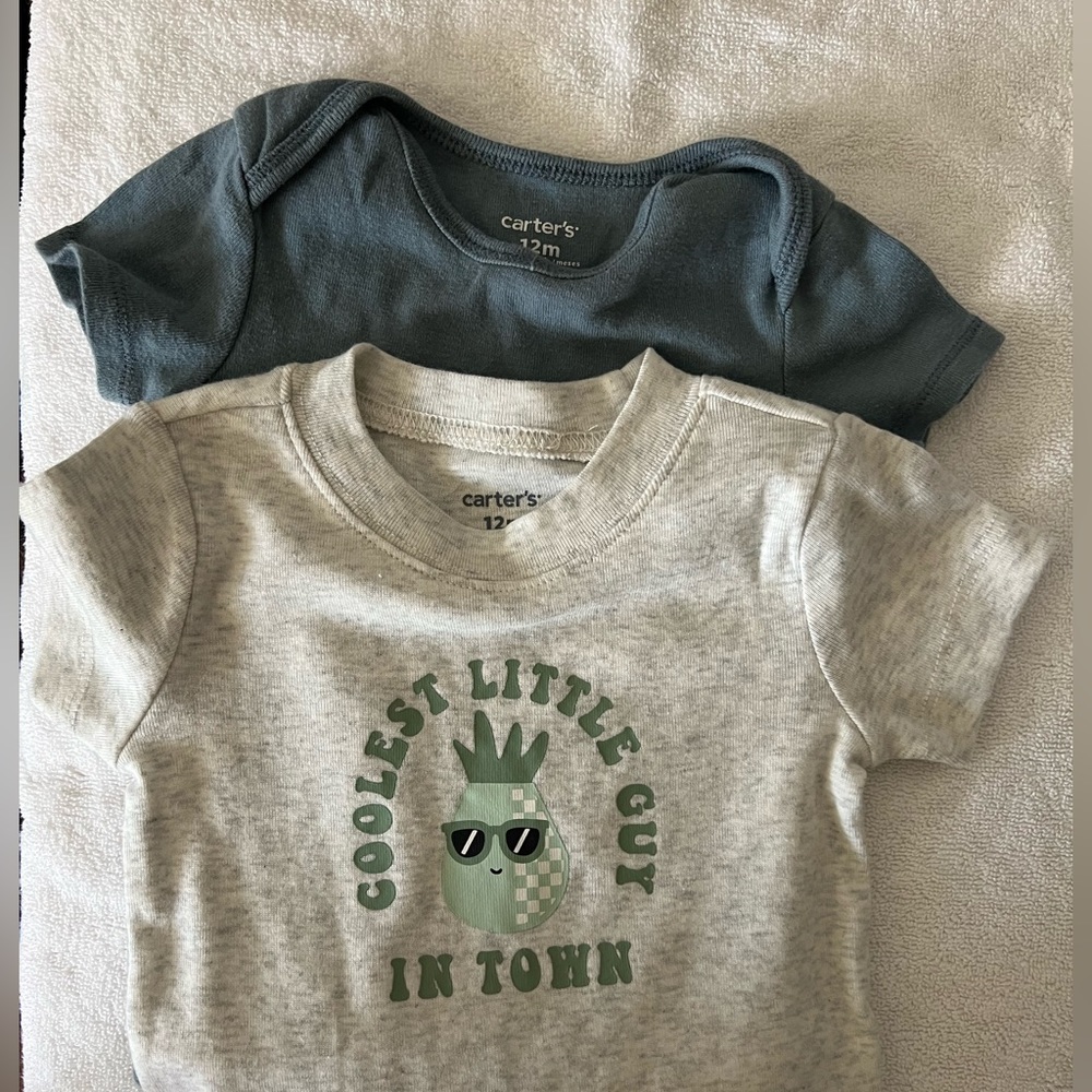 Set of 2 12mo infant Carter’s Onesies